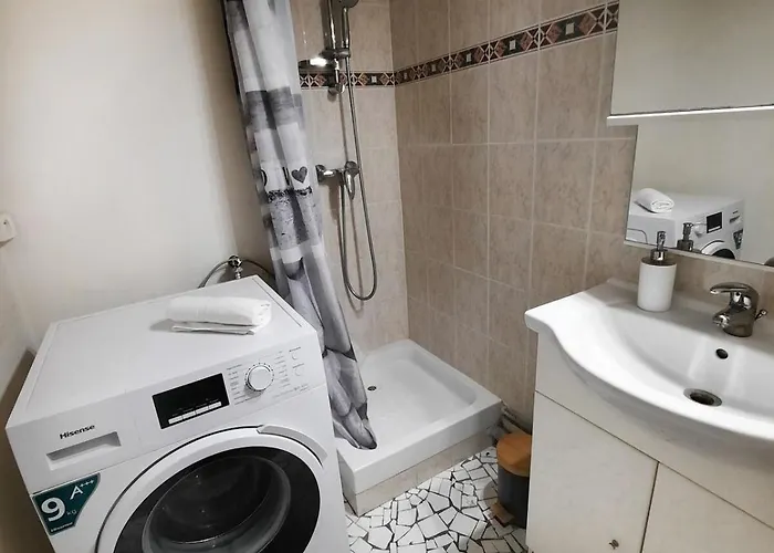 アパート Evasion - 6 Prs, 2 Ch, Avec Balcon ディジョン